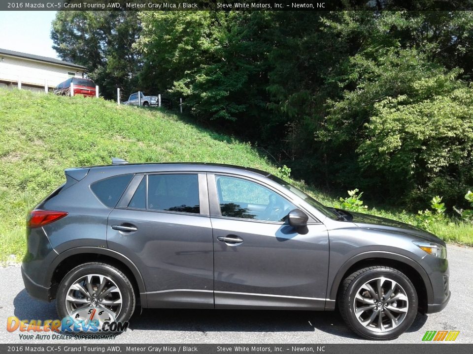 2016 Mazda CX-5 Grand Touring AWD Meteor Gray Mica / Black Photo #5