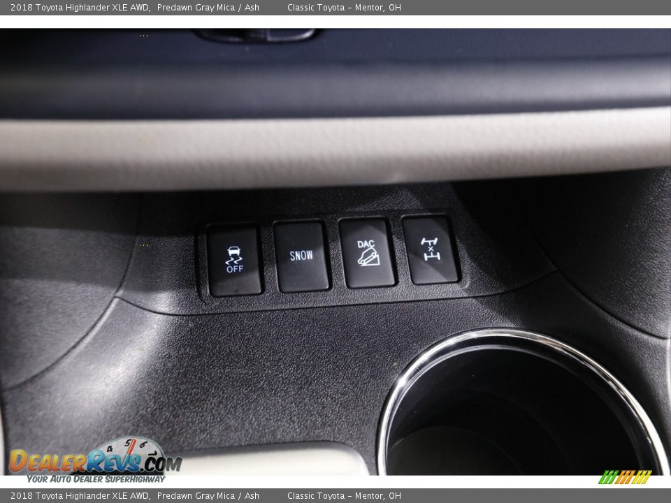 2018 Toyota Highlander XLE AWD Predawn Gray Mica / Ash Photo #14