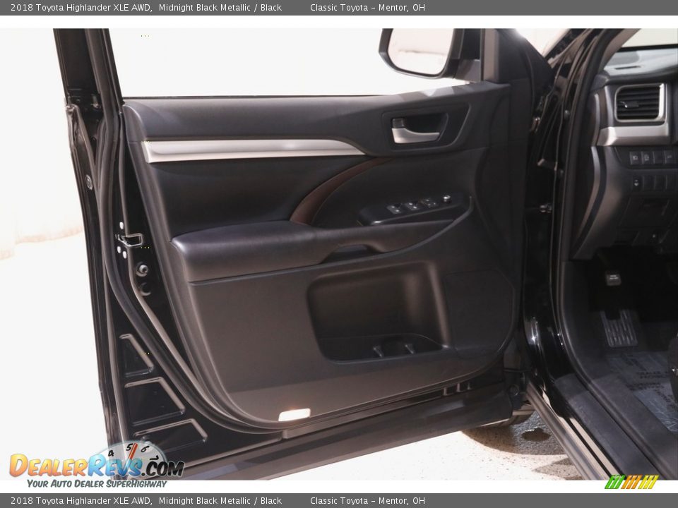 2018 Toyota Highlander XLE AWD Midnight Black Metallic / Black Photo #4