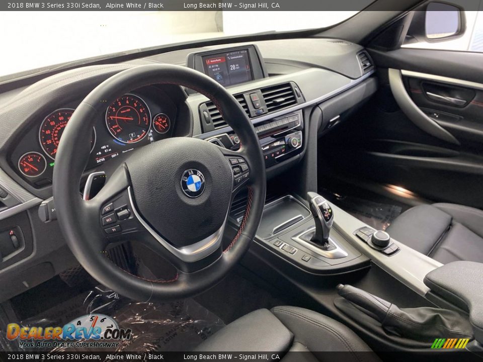 2018 BMW 3 Series 330i Sedan Alpine White / Black Photo #16