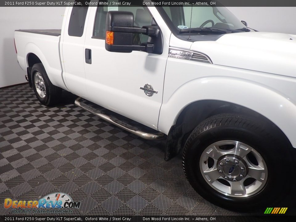 2011 Ford F250 Super Duty XLT SuperCab Oxford White / Steel Gray Photo #4