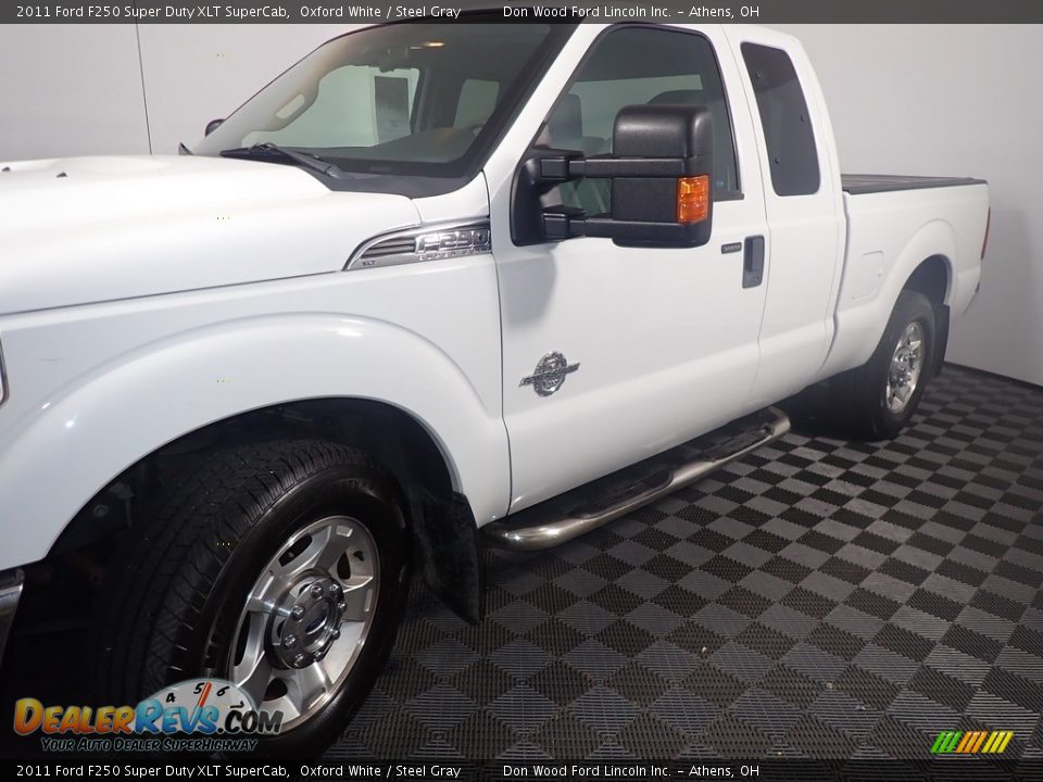 2011 Ford F250 Super Duty XLT SuperCab Oxford White / Steel Gray Photo #10