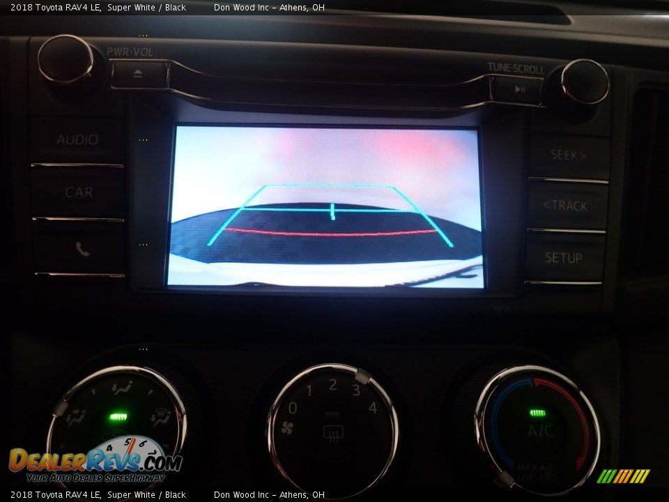 2018 Toyota RAV4 LE Super White / Black Photo #2