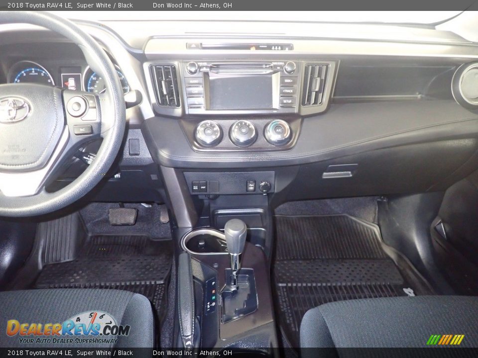 2018 Toyota RAV4 LE Super White / Black Photo #25