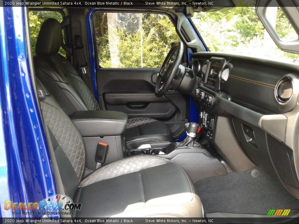 2020 Jeep Wrangler Unlimited Sahara 4x4 Ocean Blue Metallic / Black Photo #20