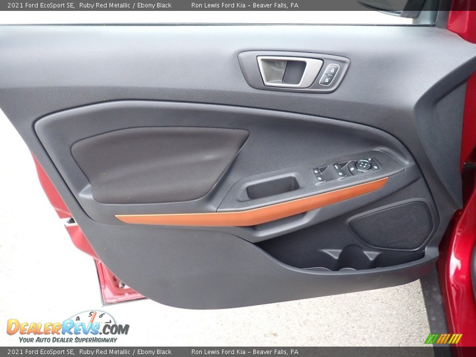 Door Panel of 2021 Ford EcoSport SE Photo #14