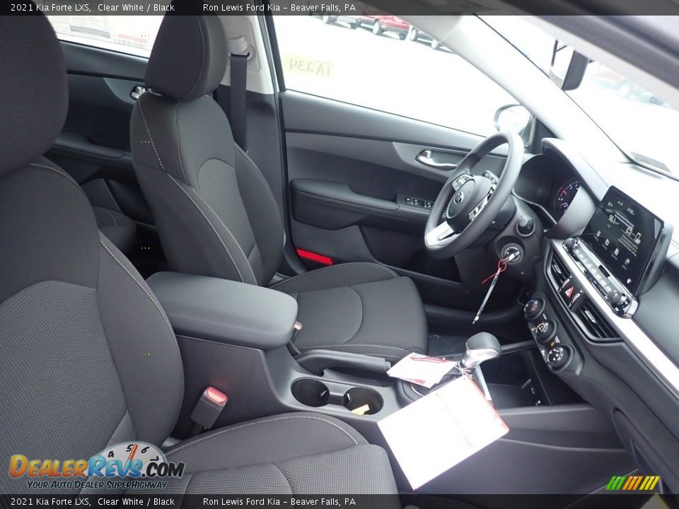 2021 Kia Forte LXS Clear White / Black Photo #11
