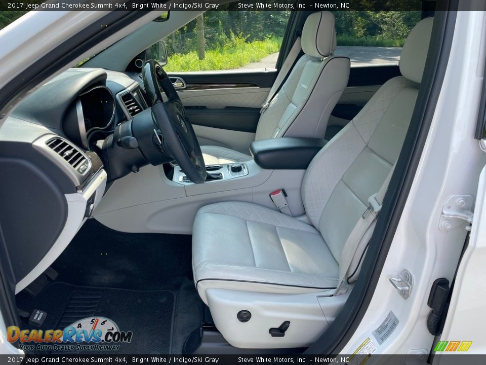 Indigo/Ski Gray Interior - 2017 Jeep Grand Cherokee Summit 4x4 Photo #10