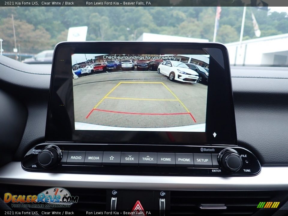 2021 Kia Forte LXS Clear White / Black Photo #17