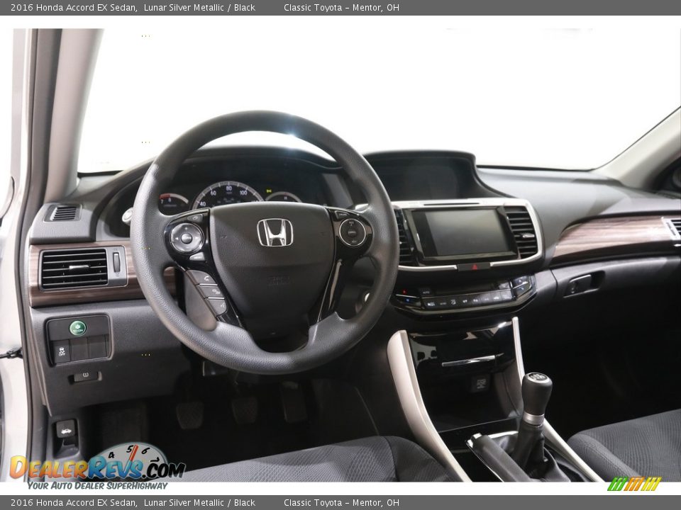 Dashboard of 2016 Honda Accord EX Sedan Photo #6
