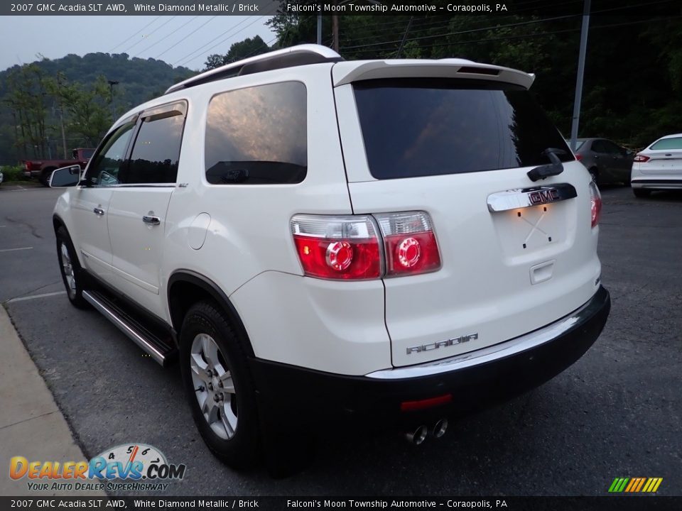 2007 GMC Acadia SLT AWD White Diamond Metallic / Brick Photo #5