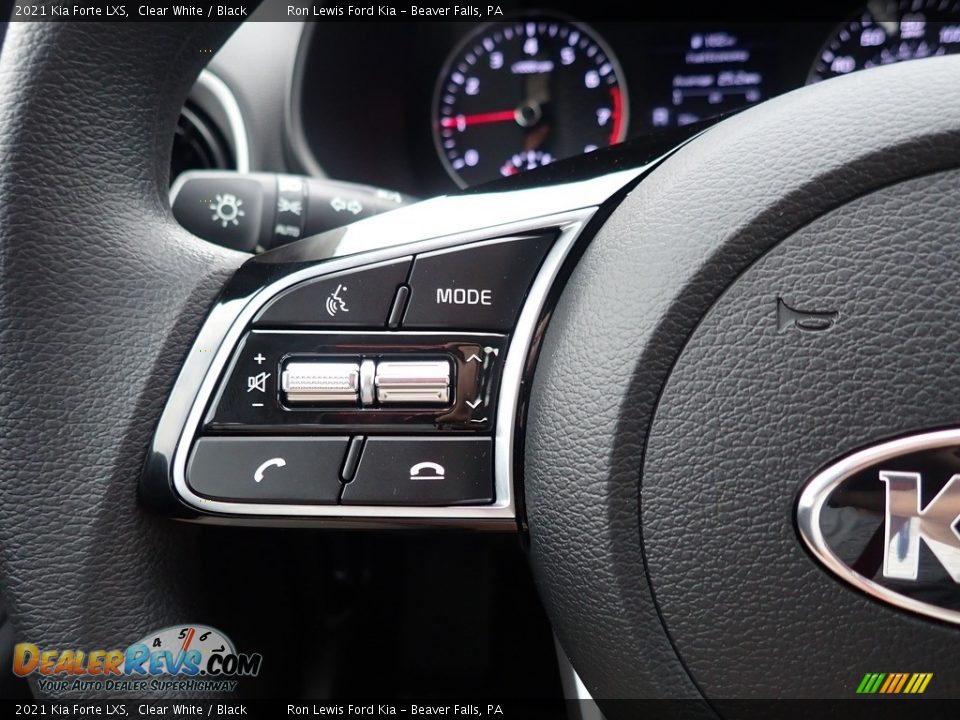 2021 Kia Forte LXS Clear White / Black Photo #20