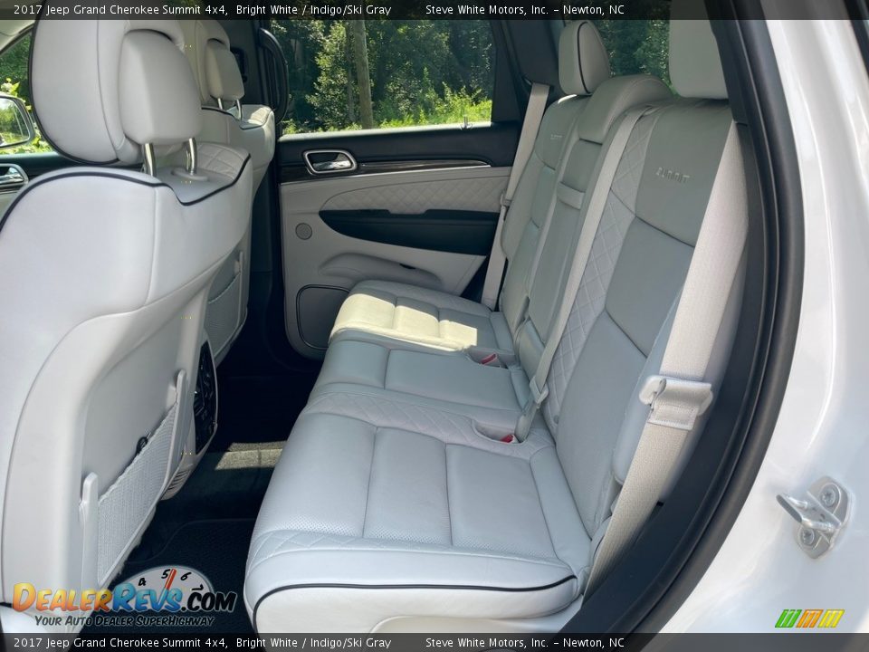 Rear Seat of 2017 Jeep Grand Cherokee Summit 4x4 Photo #14