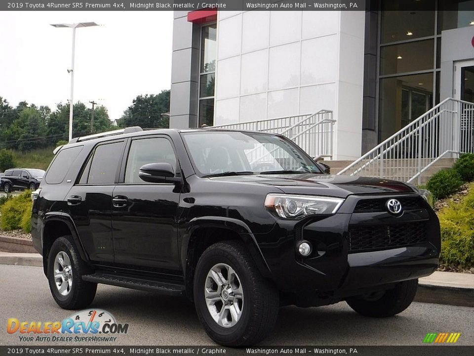 2019 Toyota 4Runner SR5 Premium 4x4 Midnight Black metallic / Graphite Photo #1