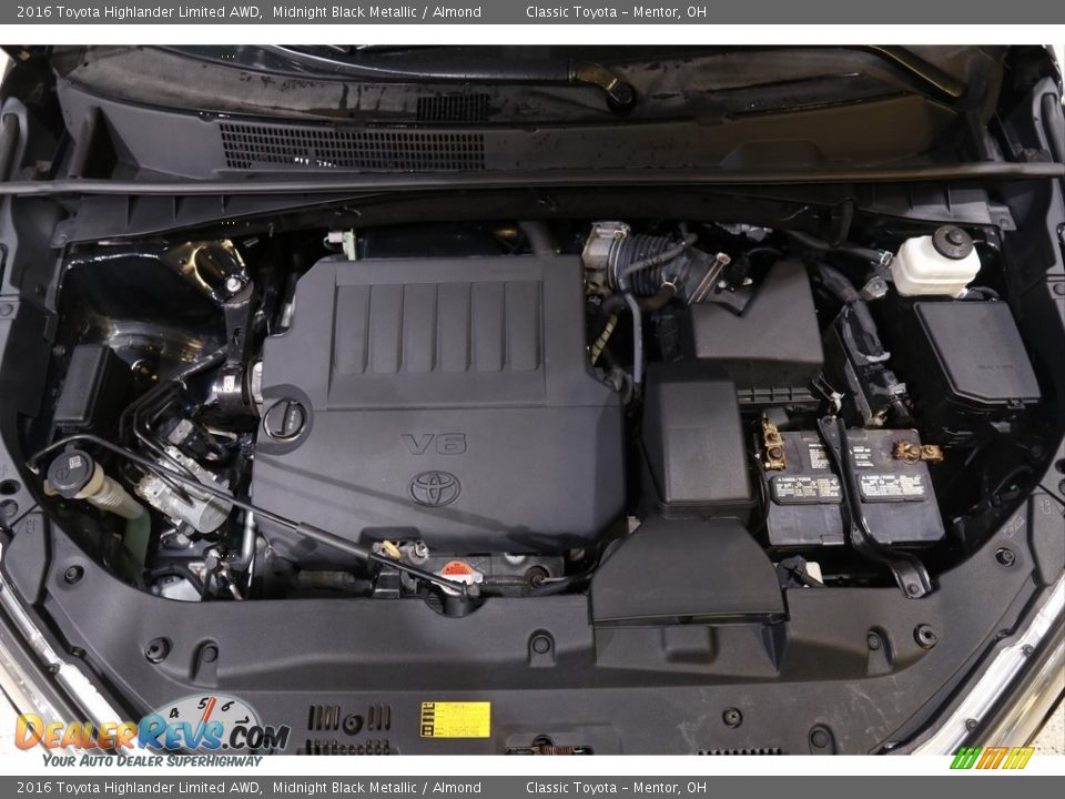 2016 Toyota Highlander Limited AWD Midnight Black Metallic / Almond Photo #20