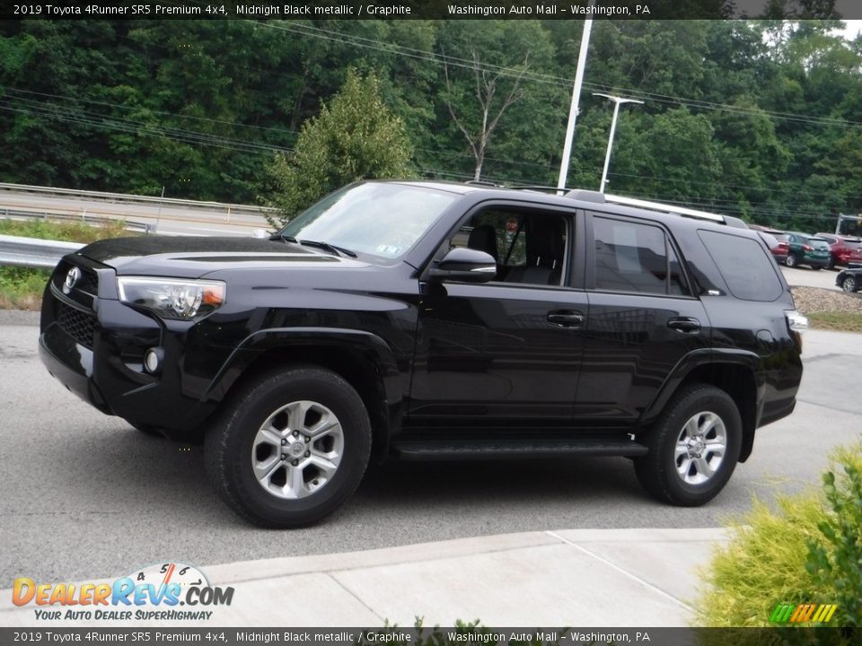 2019 Toyota 4Runner SR5 Premium 4x4 Midnight Black metallic / Graphite Photo #12