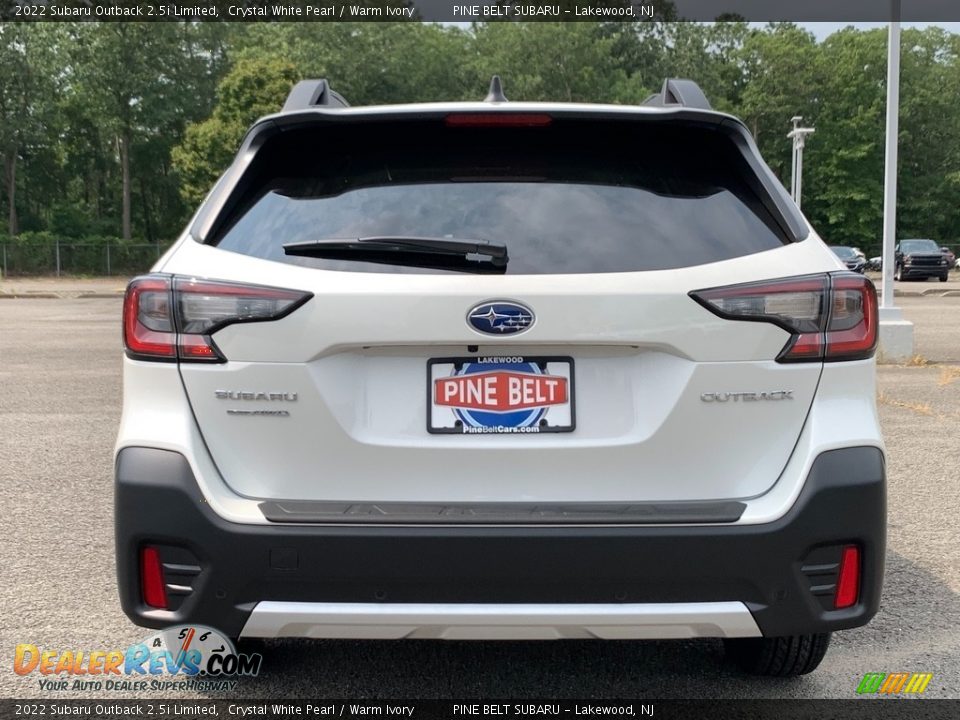 2022 Subaru Outback 2.5i Limited Crystal White Pearl / Warm Ivory Photo #7