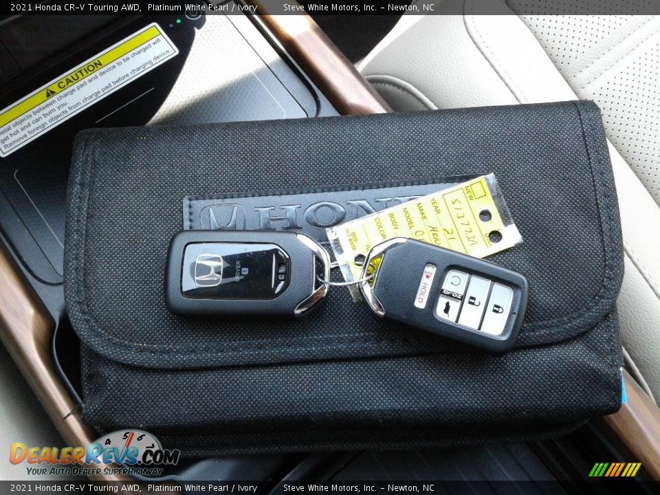 Keys of 2021 Honda CR-V Touring AWD Photo #30