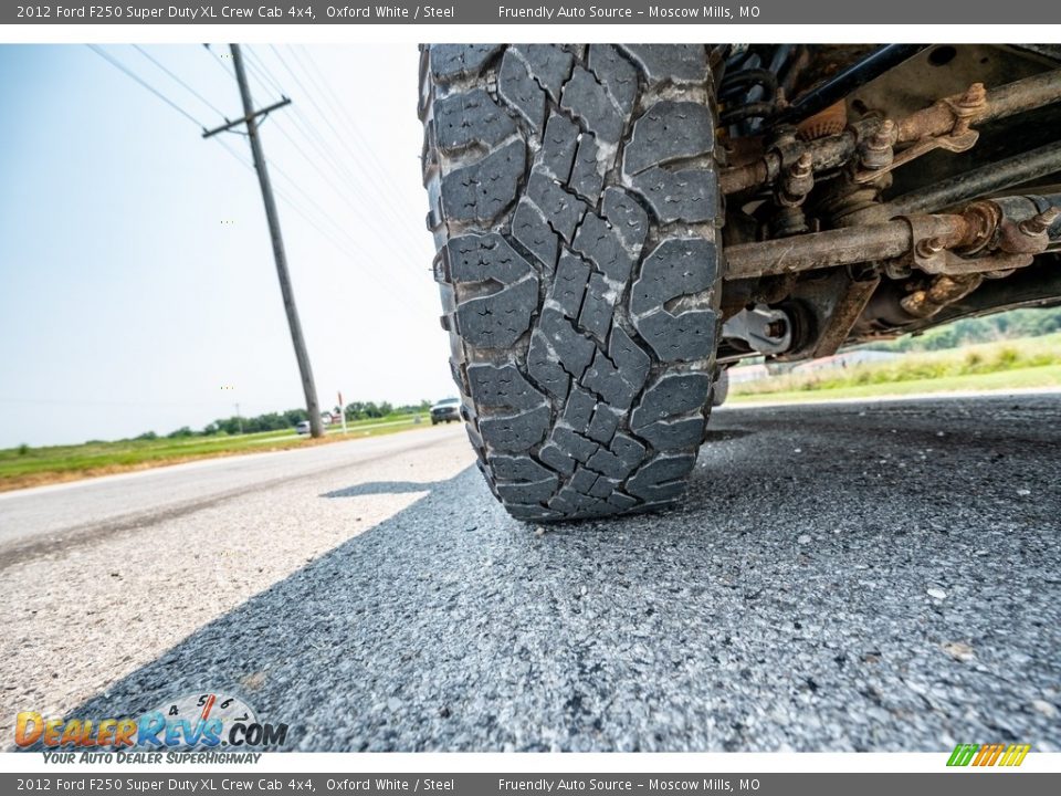 2012 Ford F250 Super Duty XL Crew Cab 4x4 Oxford White / Steel Photo #11