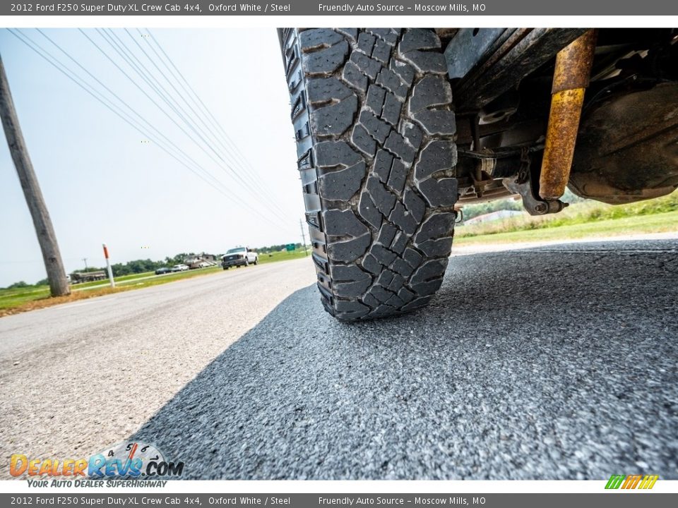 2012 Ford F250 Super Duty XL Crew Cab 4x4 Oxford White / Steel Photo #12