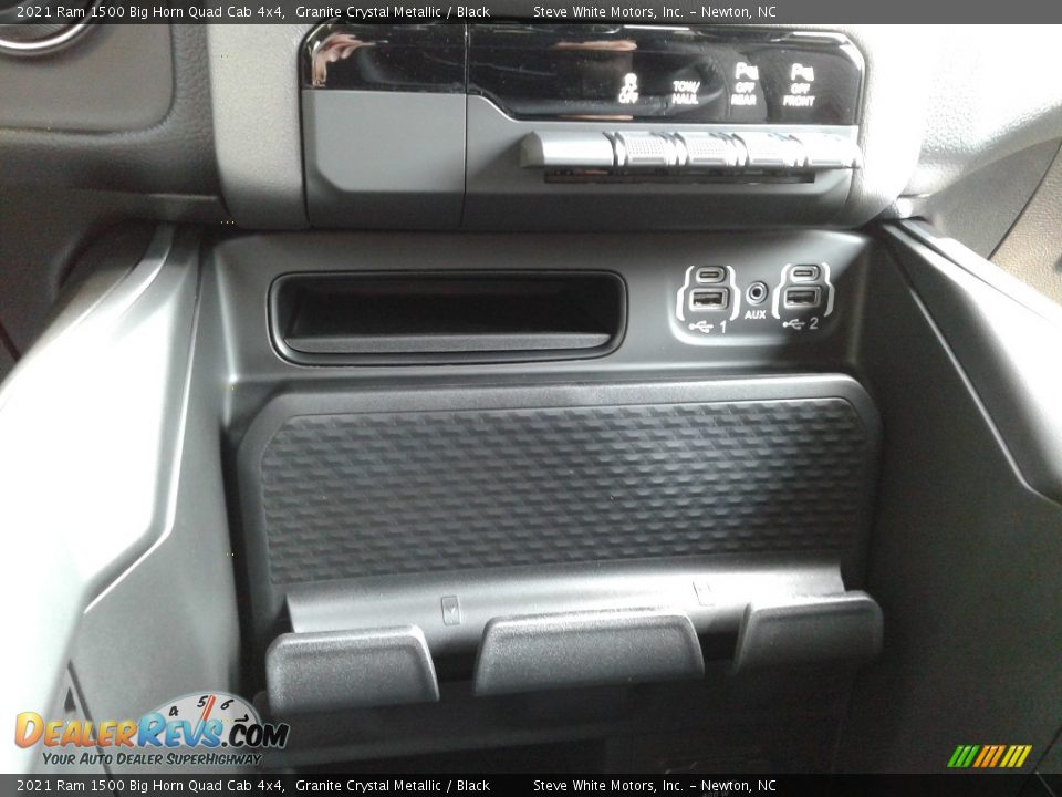 2021 Ram 1500 Big Horn Quad Cab 4x4 Granite Crystal Metallic / Black Photo #27