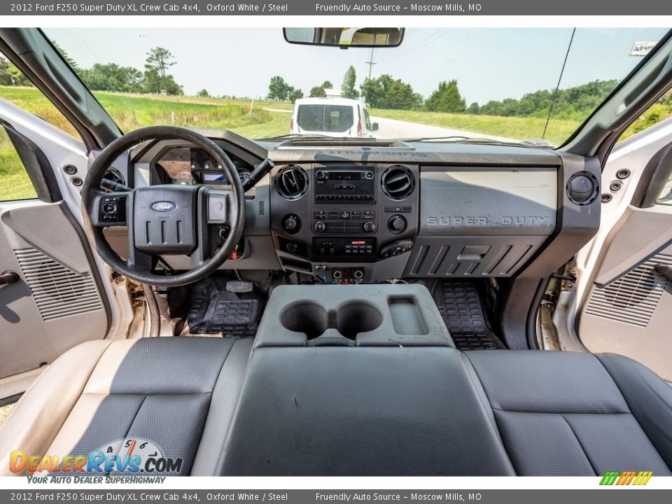 2012 Ford F250 Super Duty XL Crew Cab 4x4 Oxford White / Steel Photo #33