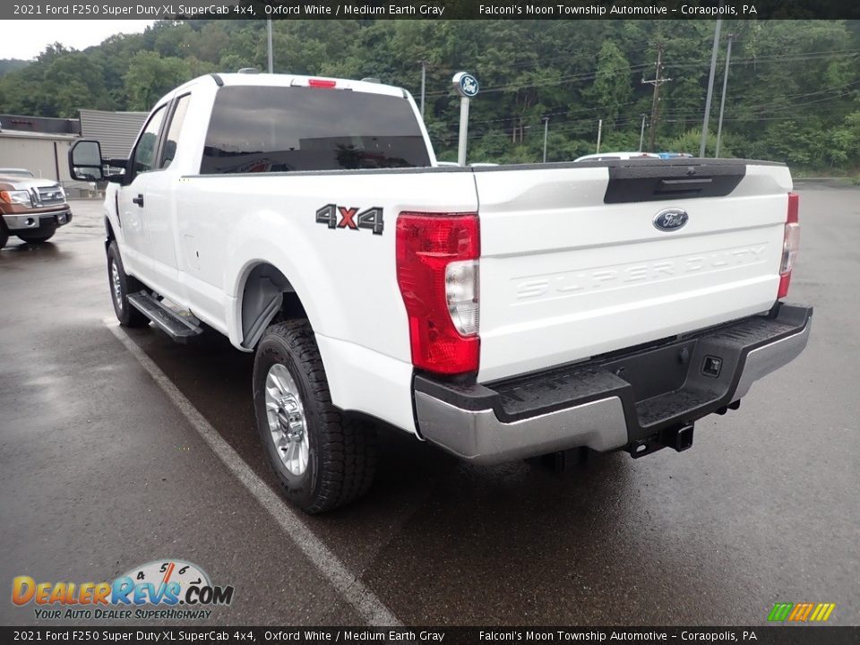 2021 Ford F250 Super Duty XL SuperCab 4x4 Oxford White / Medium Earth Gray Photo #7