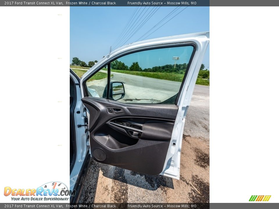2017 Ford Transit Connect XL Van Frozen White / Charcoal Black Photo #26