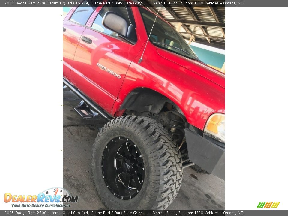 2005 Dodge Ram 2500 Laramie Quad Cab 4x4 Flame Red / Dark Slate Gray Photo #2