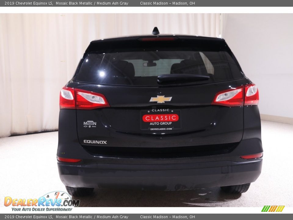 2019 Chevrolet Equinox LS Mosaic Black Metallic / Medium Ash Gray Photo #16