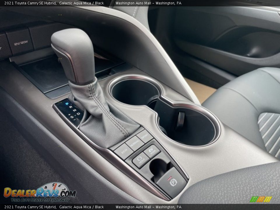 2021 Toyota Camry SE Hybrid Shifter Photo #14