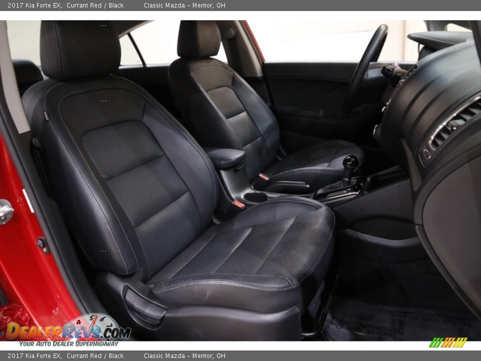 Front Seat of 2017 Kia Forte EX Photo #14