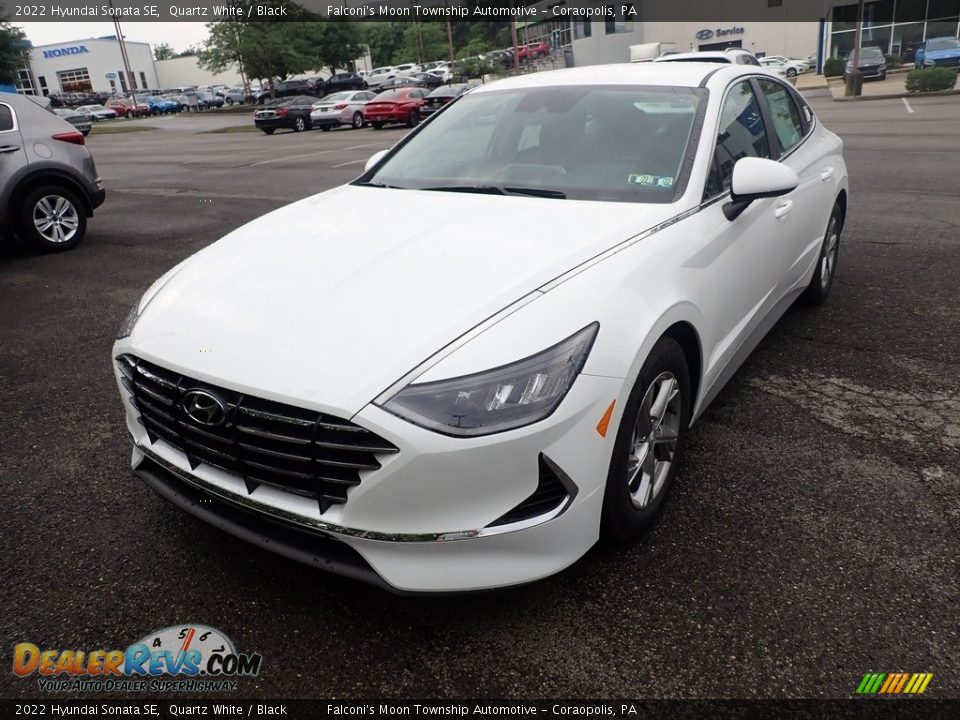 2022 Hyundai Sonata SE Quartz White / Black Photo #5