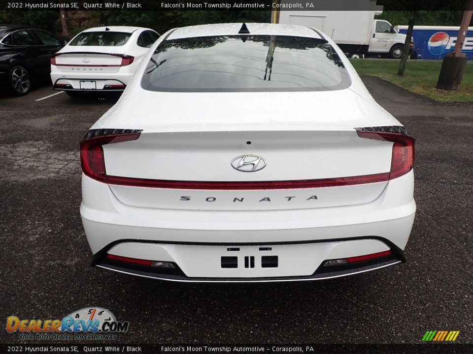 2022 Hyundai Sonata SE Quartz White / Black Photo #8