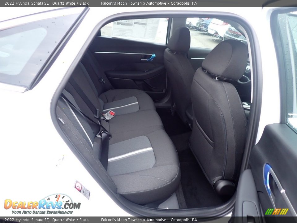 Rear Seat of 2022 Hyundai Sonata SE Photo #10