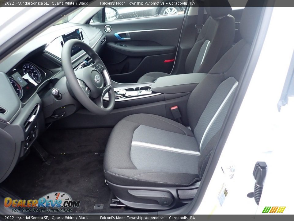 Front Seat of 2022 Hyundai Sonata SE Photo #13