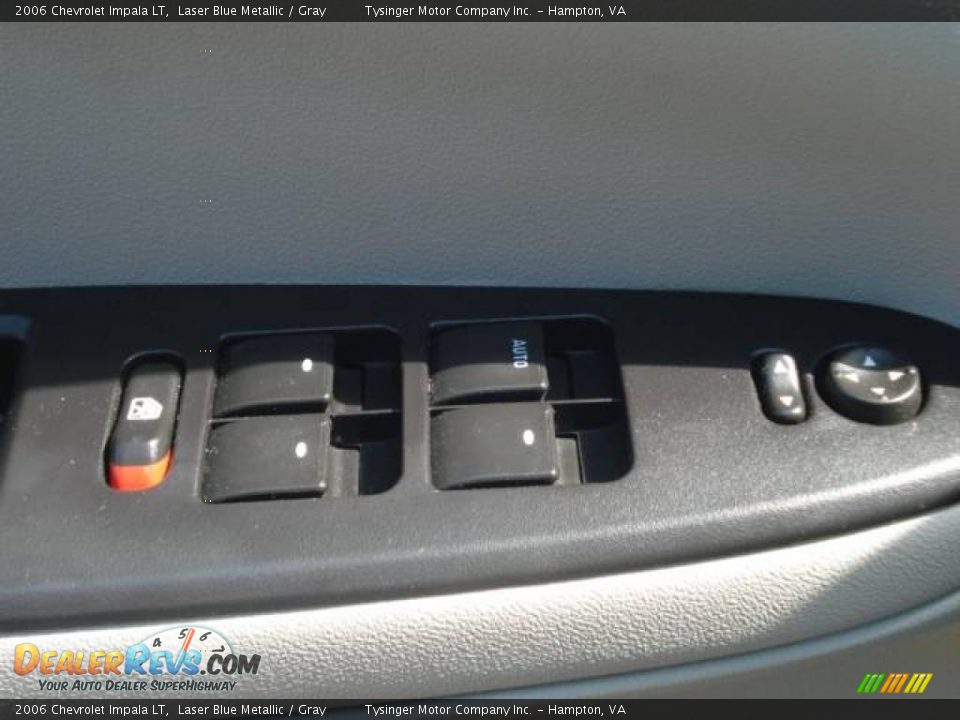 2006 Chevrolet Impala LT Laser Blue Metallic / Gray Photo #13