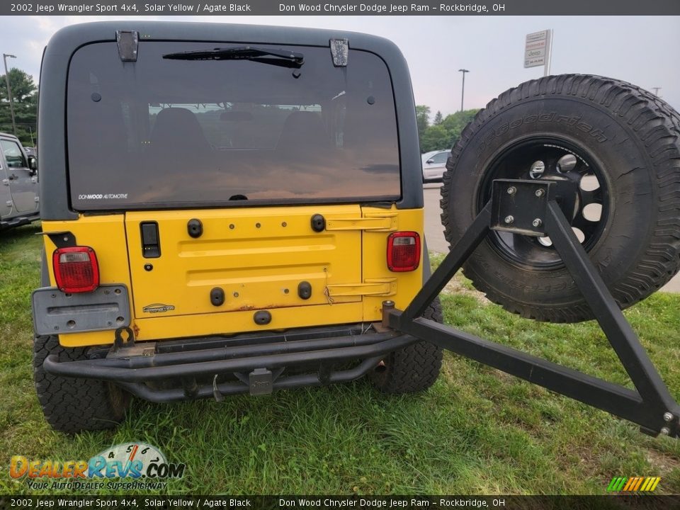 2002 Jeep Wrangler Sport 4x4 Solar Yellow / Agate Black Photo #10