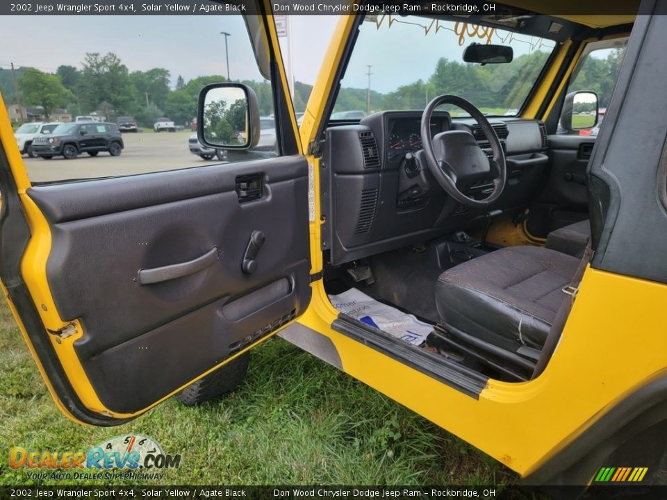 2002 Jeep Wrangler Sport 4x4 Solar Yellow / Agate Black Photo #12