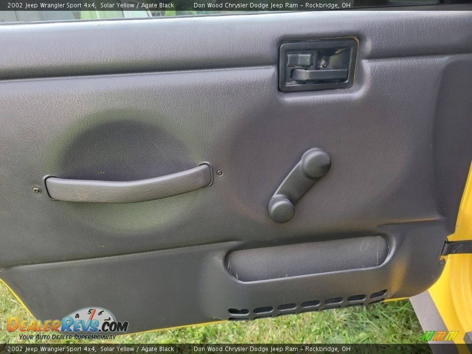 2002 Jeep Wrangler Sport 4x4 Solar Yellow / Agate Black Photo #13