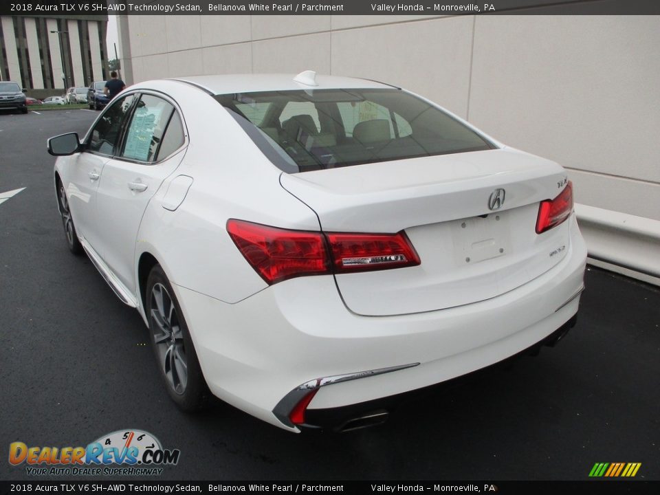 2018 Acura TLX V6 SH-AWD Technology Sedan Bellanova White Pearl / Parchment Photo #3