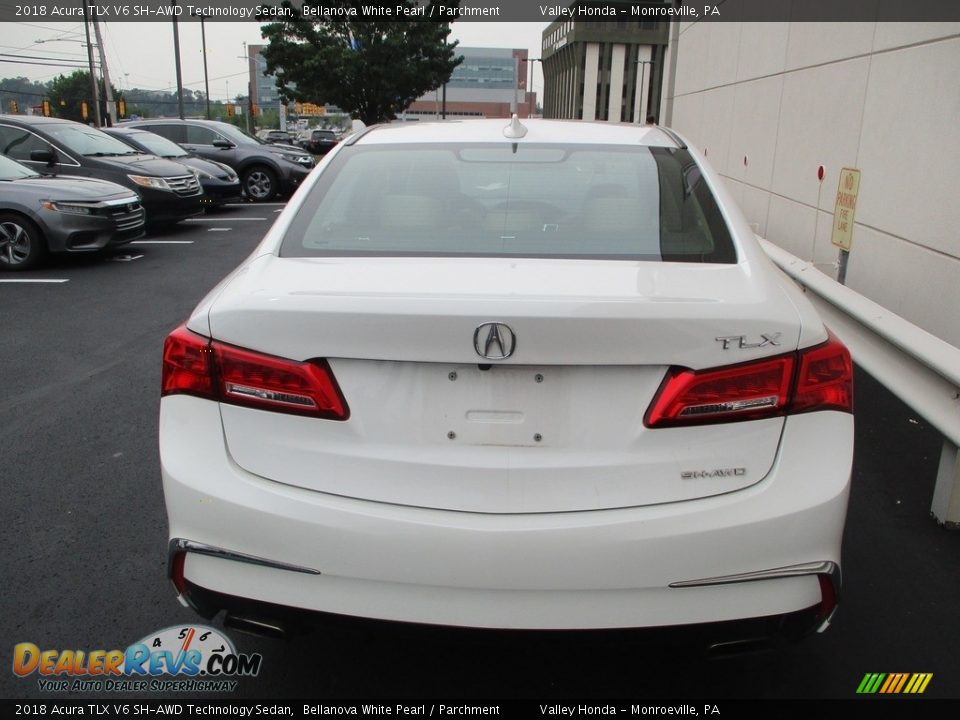 2018 Acura TLX V6 SH-AWD Technology Sedan Bellanova White Pearl / Parchment Photo #4