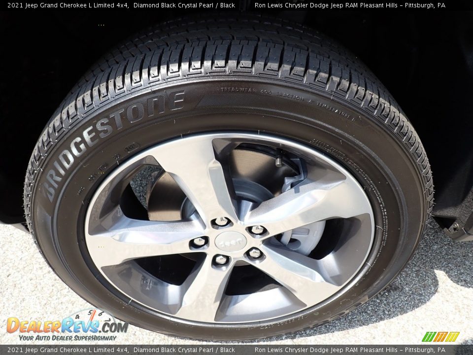 2021 Jeep Grand Cherokee L Limited 4x4 Diamond Black Crystal Pearl / Black Photo #10