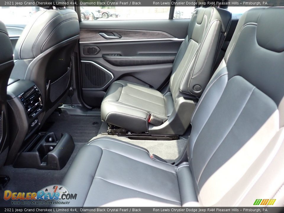 2021 Jeep Grand Cherokee L Limited 4x4 Diamond Black Crystal Pearl / Black Photo #12