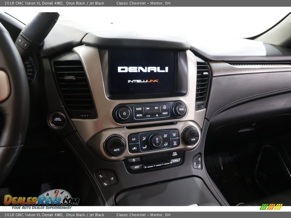 2018 GMC Yukon XL Denali 4WD Onyx Black / Jet Black Photo #10