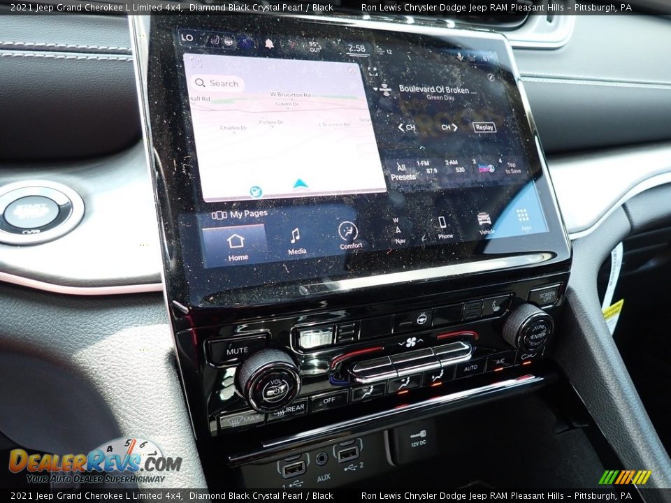 2021 Jeep Grand Cherokee L Limited 4x4 Diamond Black Crystal Pearl / Black Photo #20