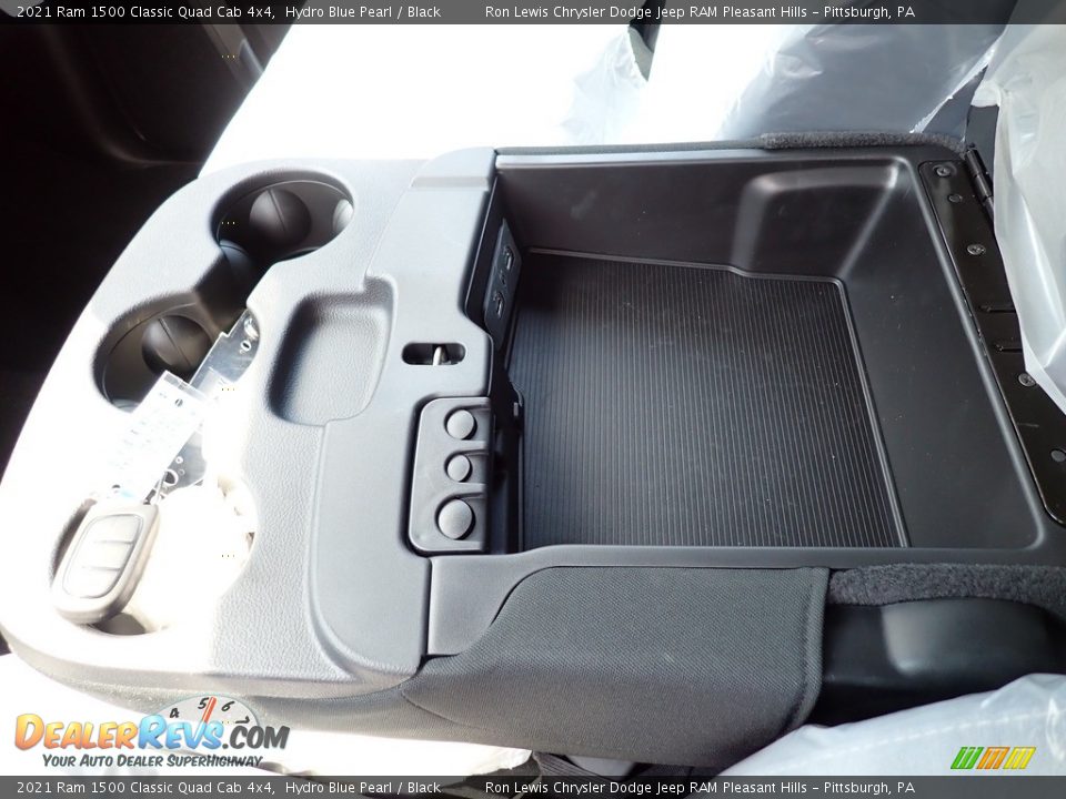 2021 Ram 1500 Classic Quad Cab 4x4 Hydro Blue Pearl / Black Photo #17