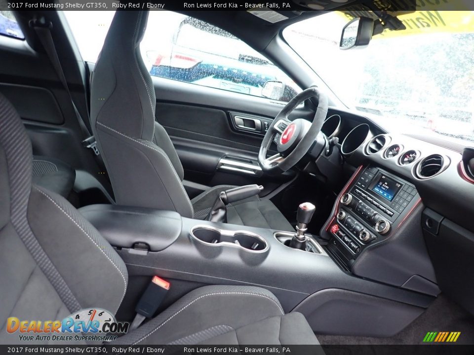 Front Seat of 2017 Ford Mustang Shelby GT350 Photo #11