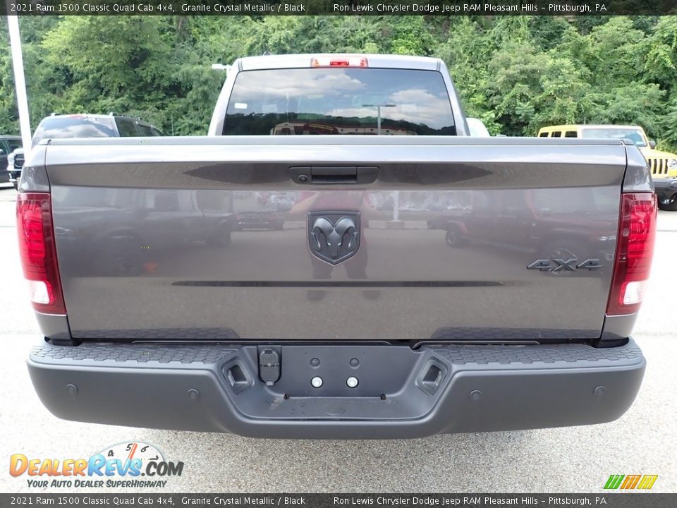 2021 Ram 1500 Classic Quad Cab 4x4 Granite Crystal Metallic / Black Photo #4