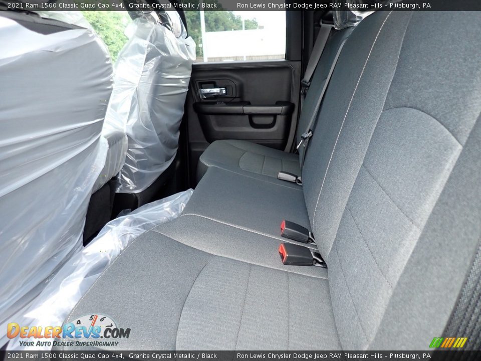 2021 Ram 1500 Classic Quad Cab 4x4 Granite Crystal Metallic / Black Photo #11